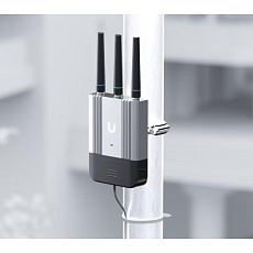 UBNT UMR - Industrial Mobile Router - rozbaleno UBNT UMR - Industrial Mobile Router - rozbaleno