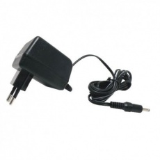 Mitel PoE injector pro IP terminály řady 6800i/6700i (kromě 6730i a 6873i) Mitel PoE injector pro IP terminály řady 6800i/6700i (kromě 6730i a 6873i)